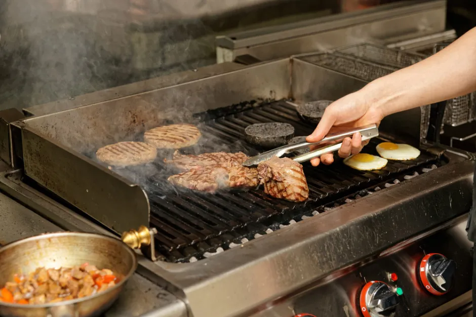 Restaurant kitchen equipment grill