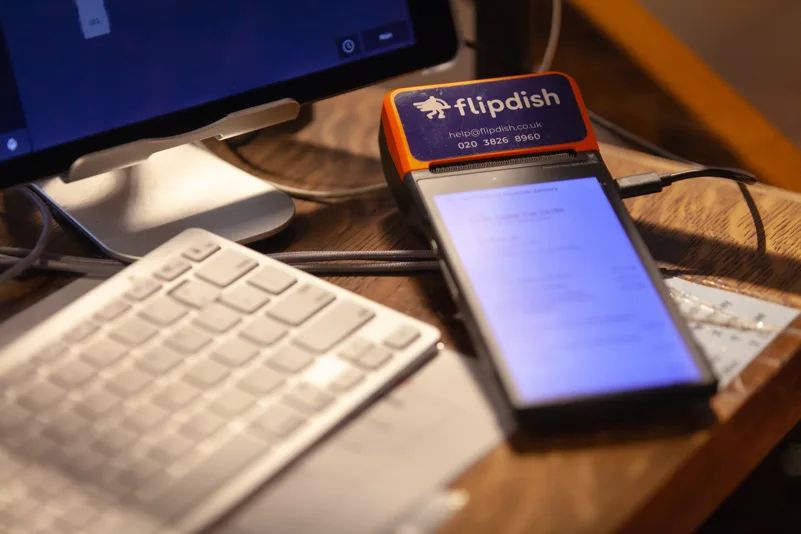 Fale já com a nossa equipa, comece a receber pedidos diretos e desenvolva a sua marca e empresa com a Flipdish.