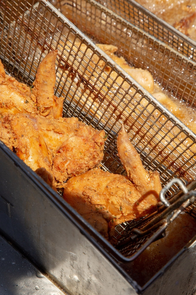 Commercial fryer chicken