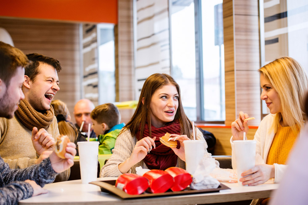 What is a fast casual restaurant?