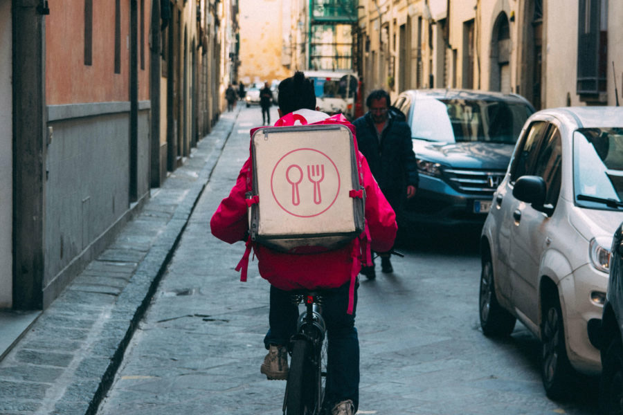 Food delivery2 900x600