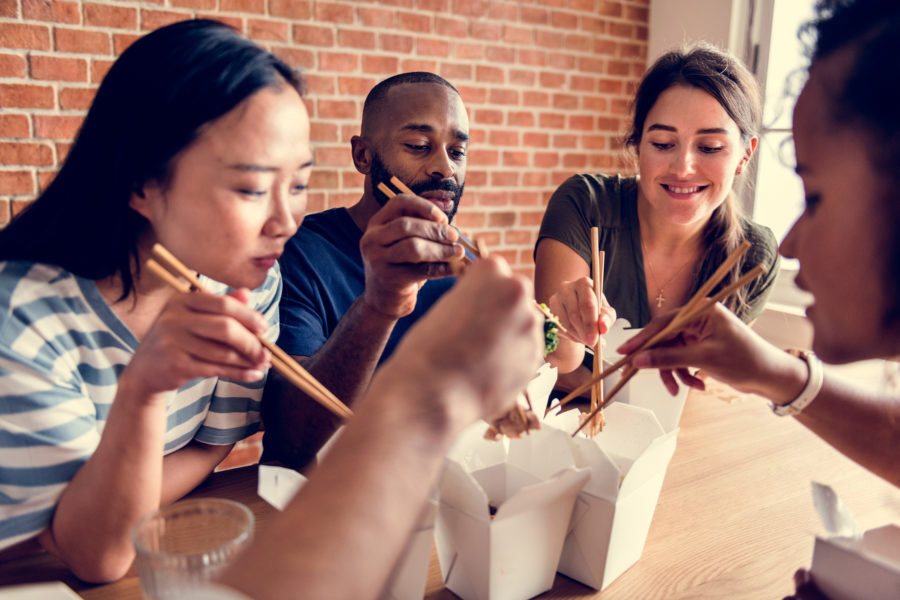 People eating 900x600