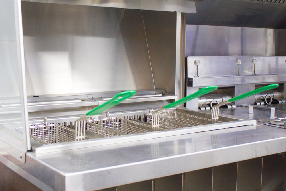 Commercial kitchen equipment for QSRs