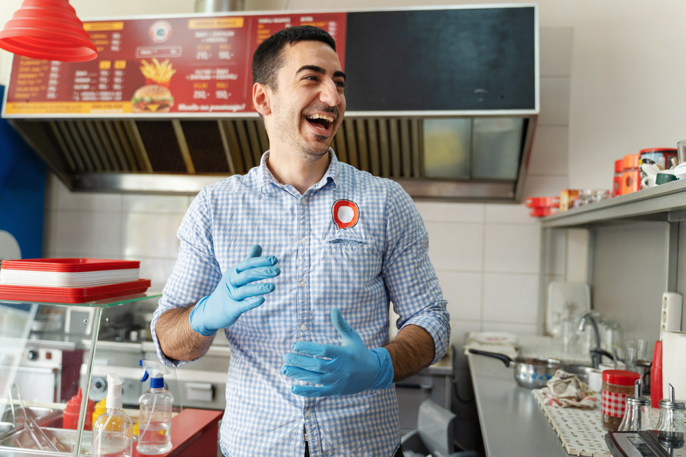 Restaurant kitchen worker